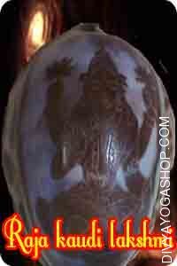 Raja Kaudi (Sea Shell) Carved Lakshmi